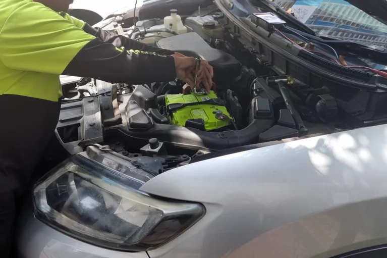 top signs car battery replacement 2025 2 767x511 1.webp